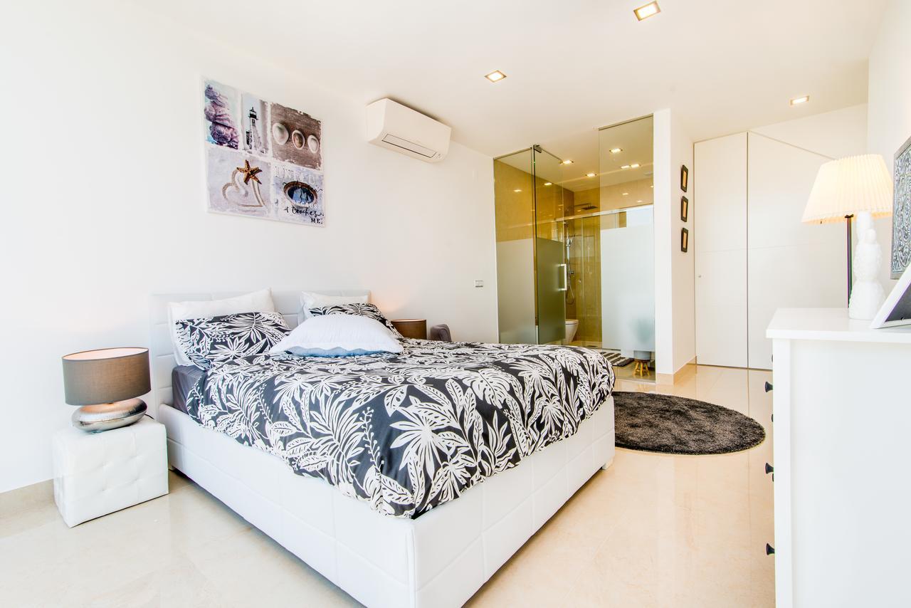 Villa Golden Nelly By Algartur *